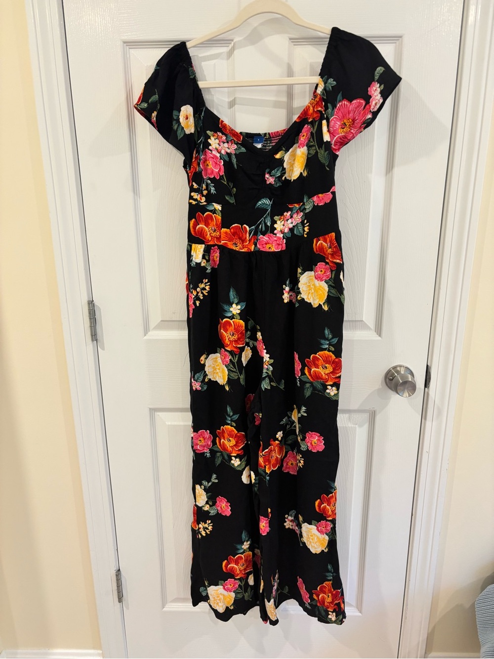 Old Navy Floral Jumpsuit S